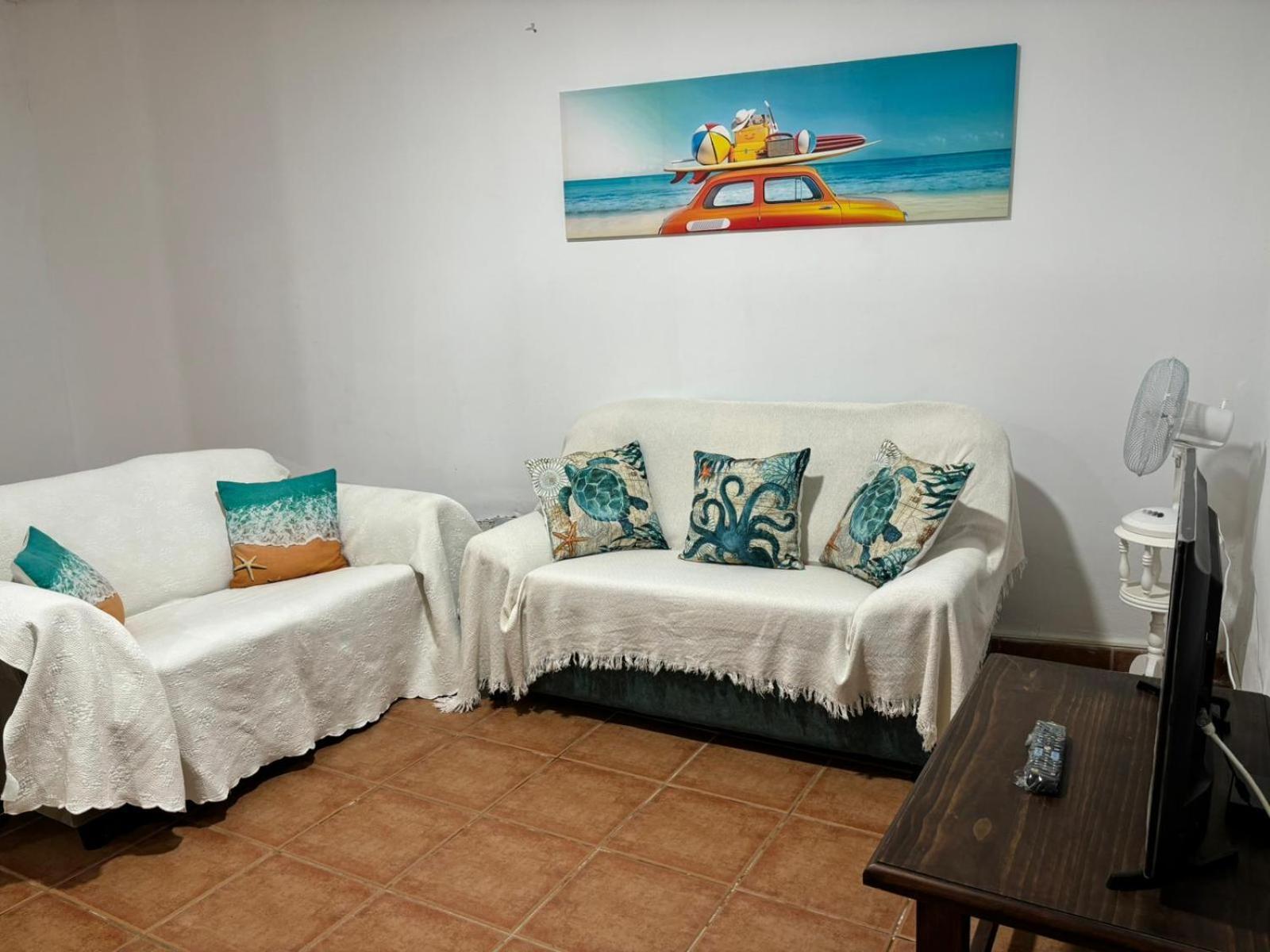 Habitacion En Un Bajo 2 Camas Individual Casa Compartida Abades  Eksteriør bilde