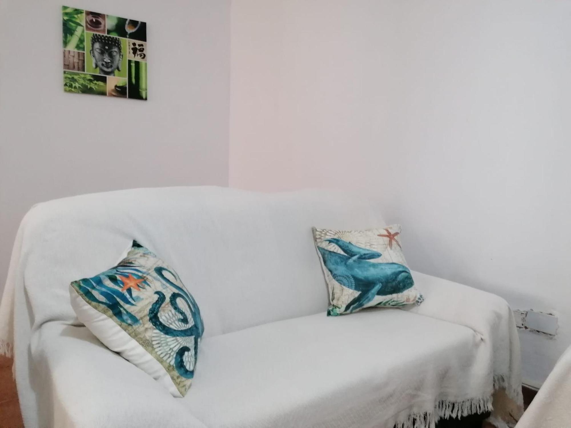 Habitacion En Un Bajo 2 Camas Individual Casa Compartida Abades  Eksteriør bilde